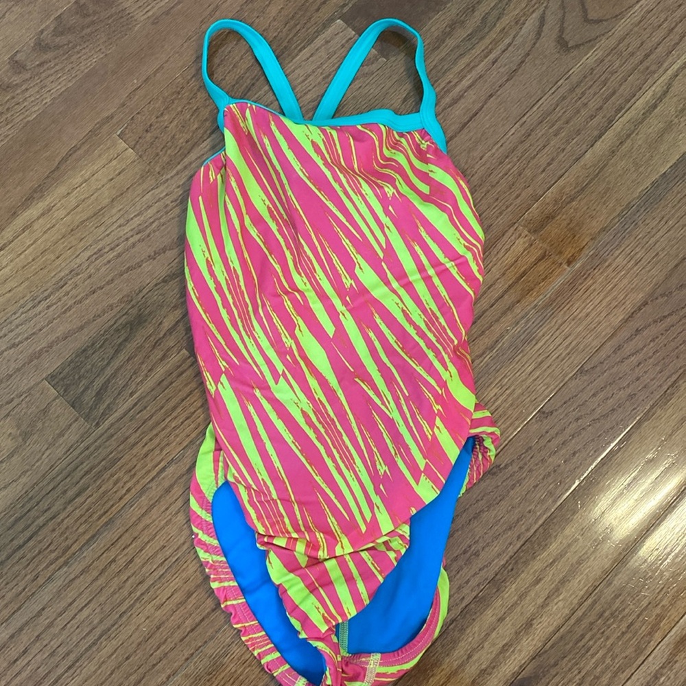 Speedo patterned one piece || size 26